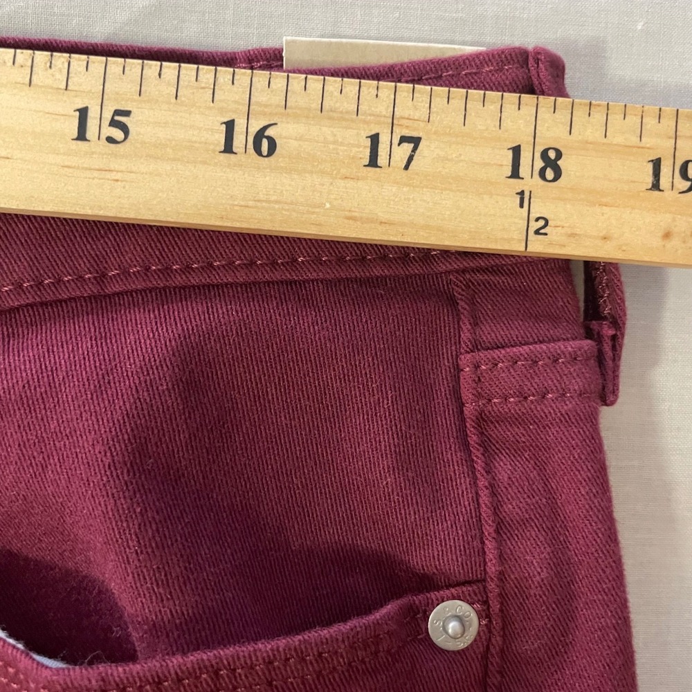 Levi's Women's 16W M Classic Straight Mid Rise Jeans Burgundy 236480063 NWT - Picture 8 of 13